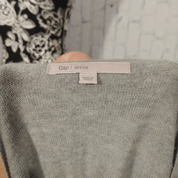 GAP Medium Striped Cardigan with Sequin Sleeves - Picture 5 of 5